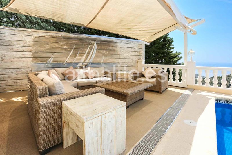 Foto cf1fa93d-0447-4fff-8869-a618f24cfde4. Xalet amb calefacció aparcament piscina a Altea hills Altea