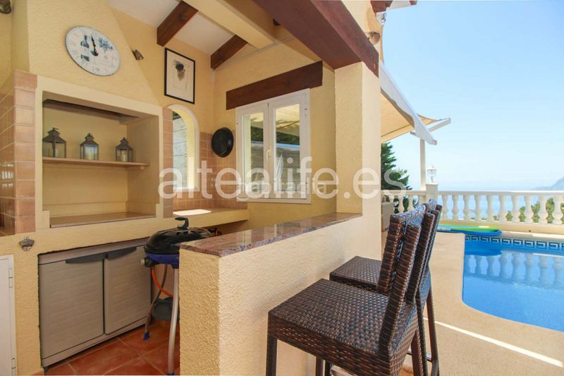 Foto e8dfb170-f191-4e89-872c-5f87499a78b6. Xalet amb calefacció aparcament piscina a Altea hills Altea