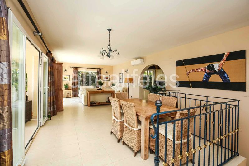 Foto f5ae17ba-82a1-4cf3-80c4-f9134f442a1c. Xalet amb calefacció aparcament piscina a Altea hills Altea