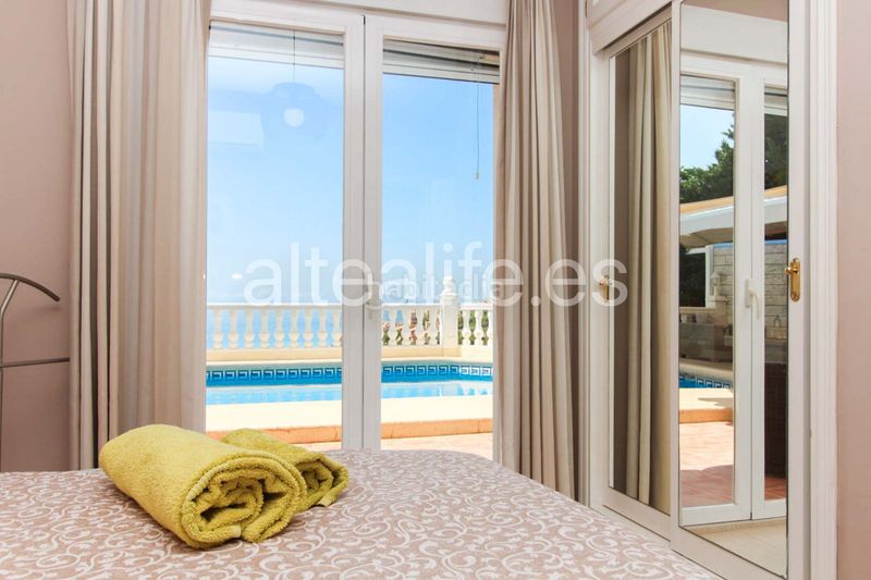 Foto fbbb10f5-f982-4e51-827f-48c52a59e233. Xalet amb calefacció aparcament piscina a Altea hills Altea
