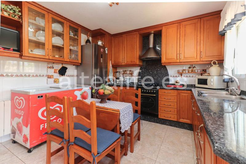 Foto 1b524886-9997-4be6-8372-06fcb327c91d. Xalet amb calefacció aparcament piscina a San Rafael - Nucia Park Nucia (la)