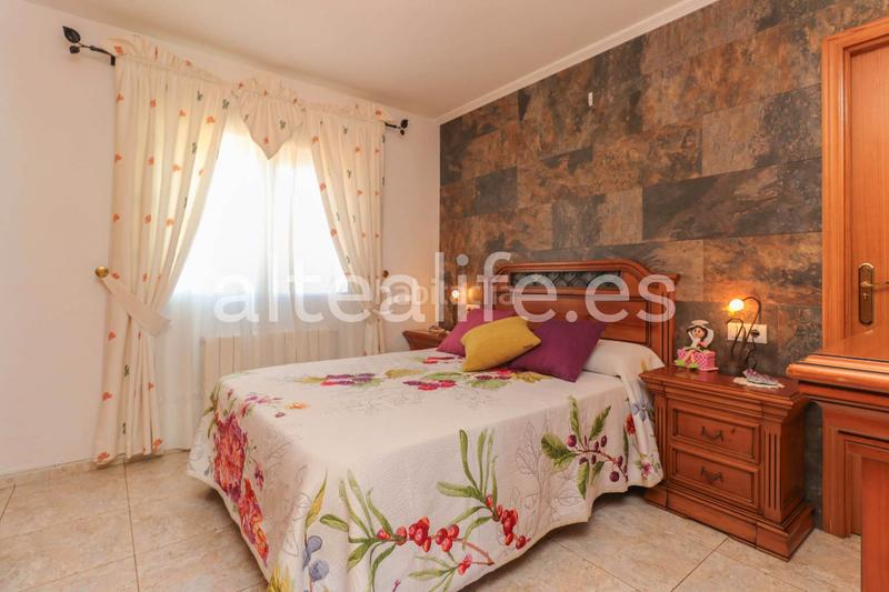 Foto 2c78e7d0-93d0-4c18-a4bf-bf36de18eb68. Xalet amb calefacció aparcament piscina a San Rafael - Nucia Park Nucia (la)