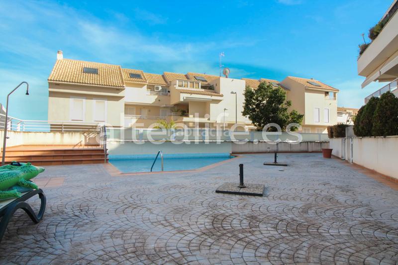 Foto 05b95935-00e1-4677-8cd4-c8bc2f619fa7. Duplex con riscaldamento parcheggio piscina in Altea ciudad Altea