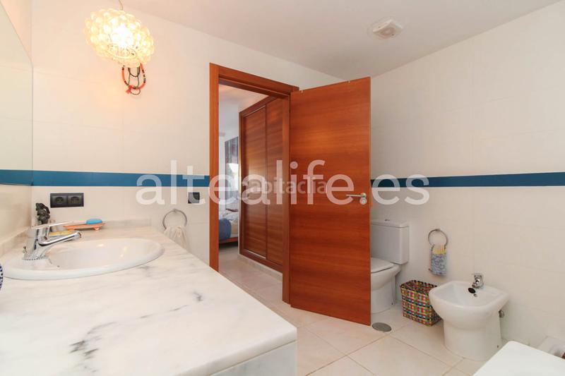 Foto 3586917f-67c9-487b-8324-8b40e473a944. Duplex con riscaldamento parcheggio piscina in Altea ciudad Altea