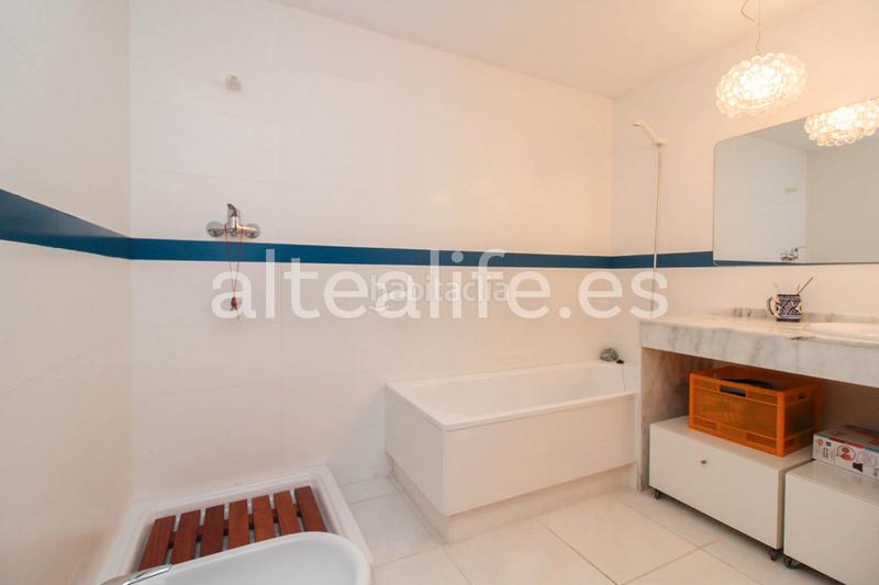 Foto 5f6447d5-ef97-48ab-9e45-c642cfabf17d. Duplex con riscaldamento parcheggio piscina in Altea ciudad Altea