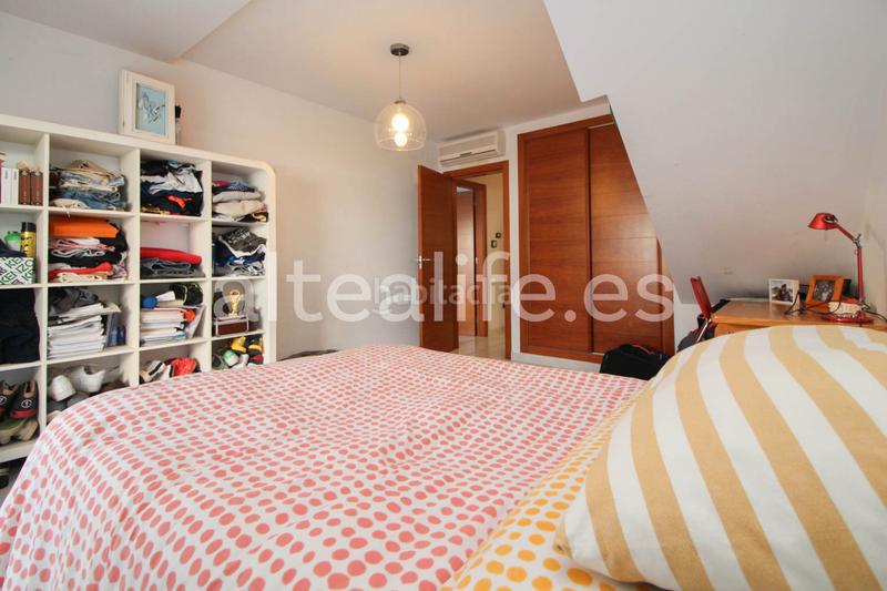 Foto f2d0c06b-f0fb-4aa8-b6a8-34d6beb8b40c. Duplex con riscaldamento parcheggio piscina in Altea ciudad Altea