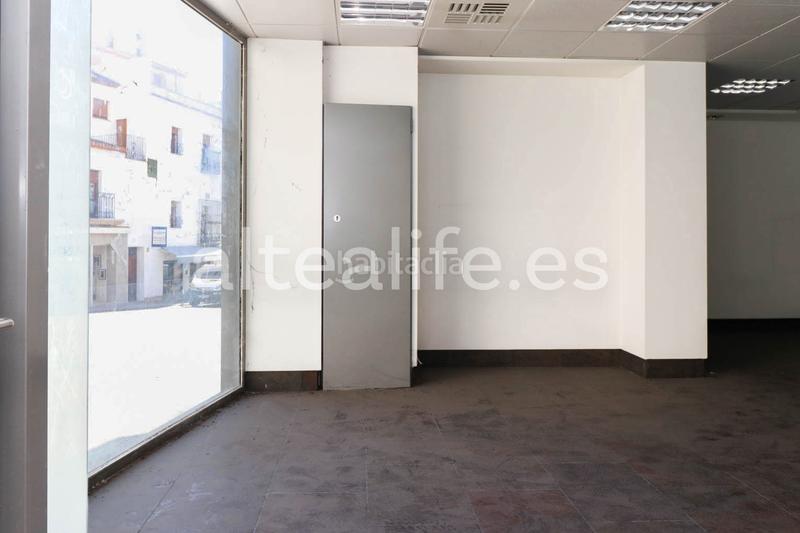 Foto 65ba94c5-9076-43f6-be6e-64bd8eaa5560. Alquiler local comercial  reformado de 195 m2 en el centro en Altea