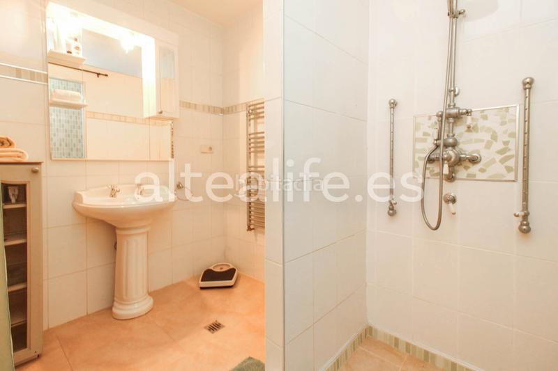 Foto 00bb6050-2c09-426f-b0c8-72fc30d1e5bb. Chalet avec cheminée parking piscine dans Montebello - Nou Espai Nucia (la)