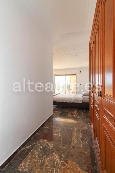 Foto 36ea790d-da44-483b-9fb5-8bf1925691e1. Chalet avec cheminée parking piscine dans Montebello - Nou Espai Nucia (la)