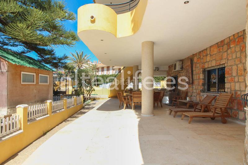 Foto 5e6204ca-68ac-48bf-a38f-13d7bdeead43. Chalet avec cheminée parking piscine dans Montebello - Nou Espai Nucia (la)