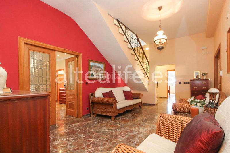 Foto 5f30f0ce-5e85-4272-a8ba-07716dd96248. Chalet avec cheminée parking piscine dans Montebello - Nou Espai Nucia (la)