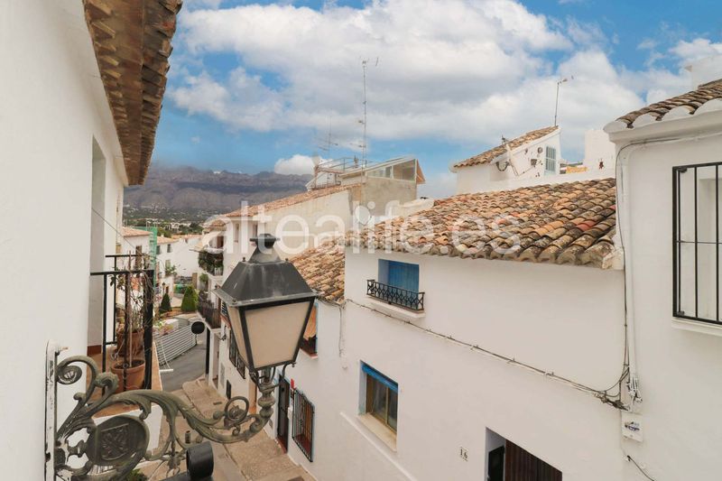 Foto 700b50ca-6e77-42aa-a9d6-5968040618b9. Masia amb xemeneia a Altea ciudad Altea