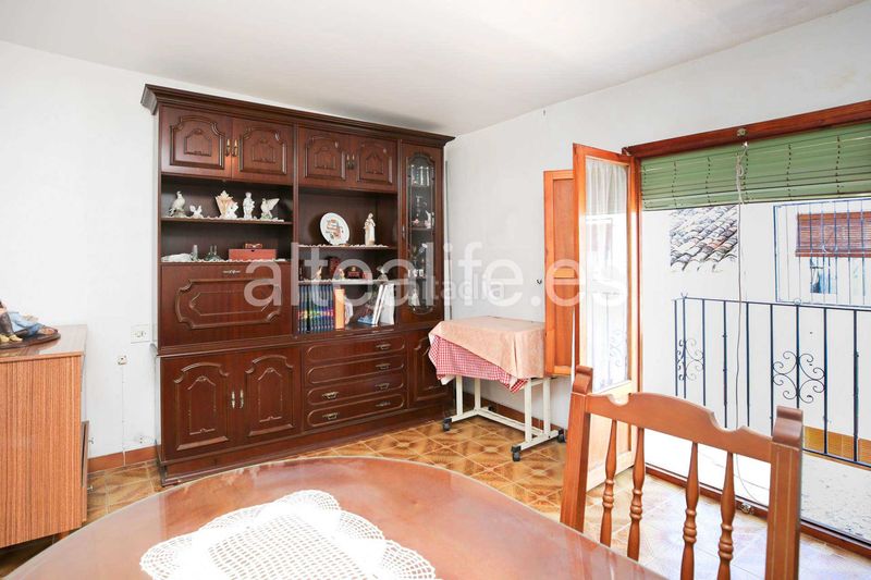 Foto bef1af89-d0af-4568-b029-f3d989344cdb. Masia amb xemeneia a Altea ciudad Altea