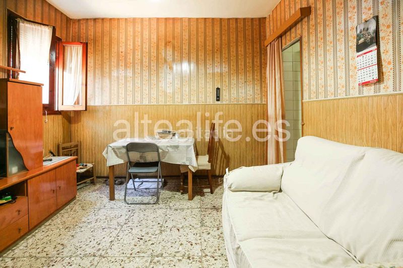 Foto f477db9d-1438-4e31-be8c-10a3f7a8dae0. Masia amb xemeneia a Altea ciudad Altea