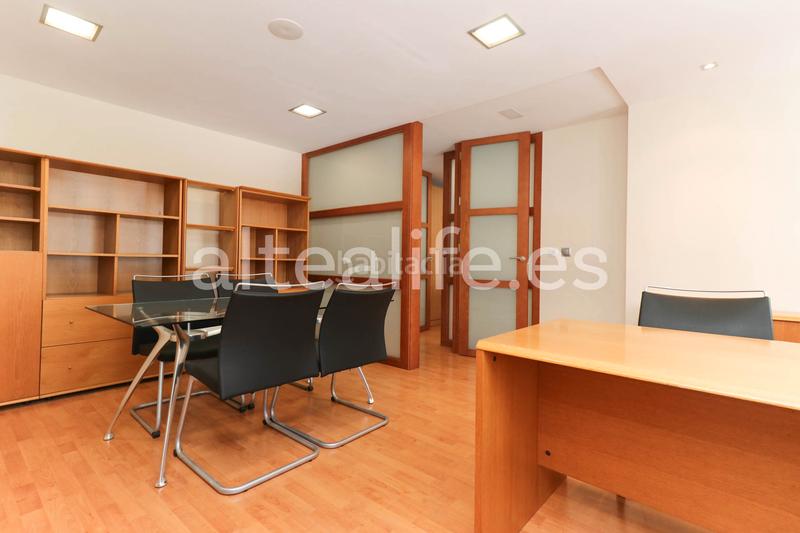 Foto 02f28293-144a-4fda-9703-5b9bccb7cb6a. Lloguer local comercial a Altea ciudad Altea