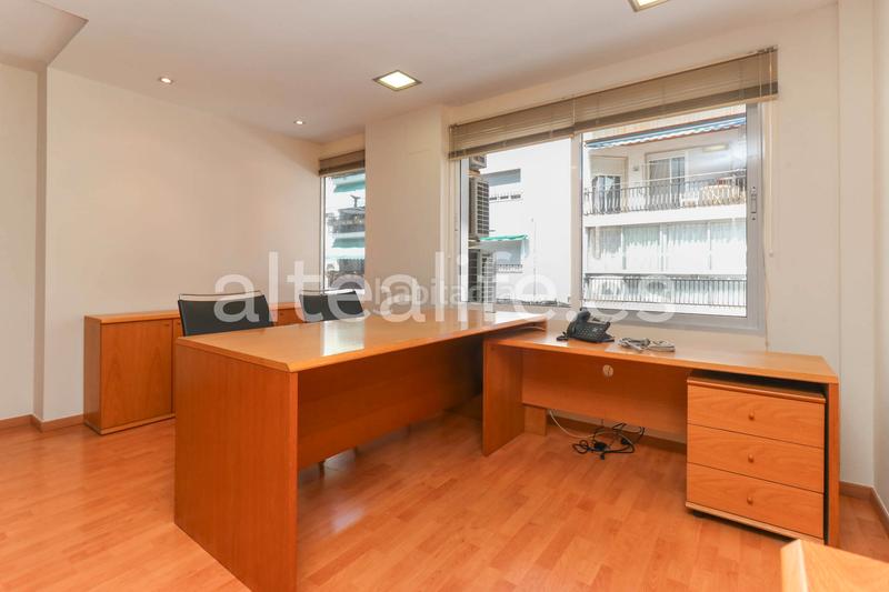 Foto 2d7f4c5d-bb3a-4326-be6e-f26d7d1cf0b4. Lloguer local comercial a Altea ciudad Altea