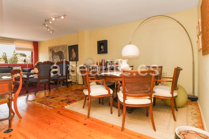 Foto 40057e9e-01df-421a-8cd3-f8c4c17172e8. Attico con parcheggio piscina in Altea ciudad Altea