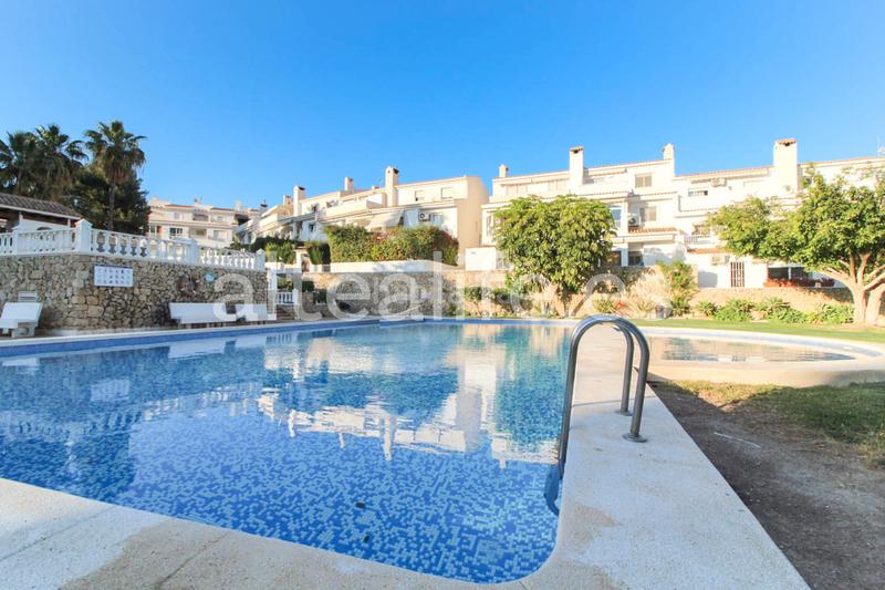 Foto a59d6192-538e-49ef-b302-c71c243e2785. Attico con parcheggio piscina in Altea ciudad Altea