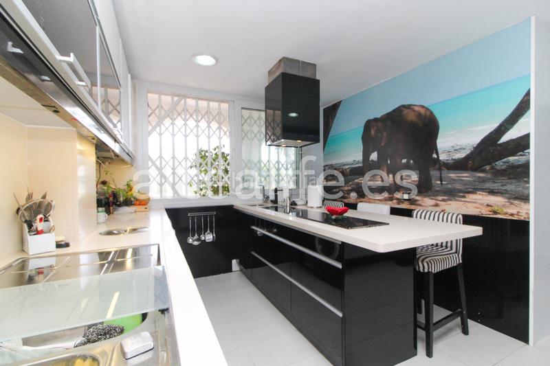 Foto cf43afef-6299-437f-9c70-b5139d008b93. Attico con parcheggio piscina in Altea ciudad Altea