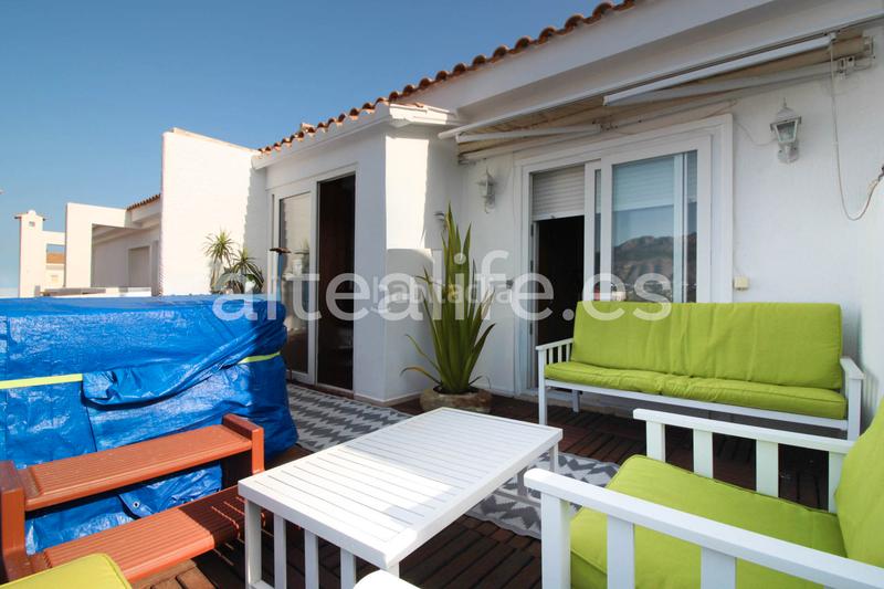Foto fcffae4a-a453-4a95-b1cb-5274f5dbaabe. Attico con parcheggio piscina in Altea ciudad Altea