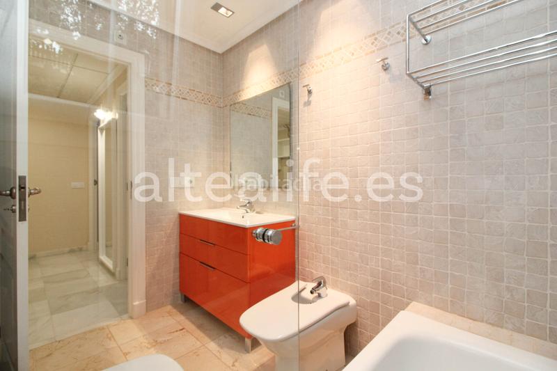 Foto 03c34d73-8197-4d54-98cd-10c7a5b5f1d6. Apartamento lujoso apartamento hills: espacio y vistas panorámicas en Altea