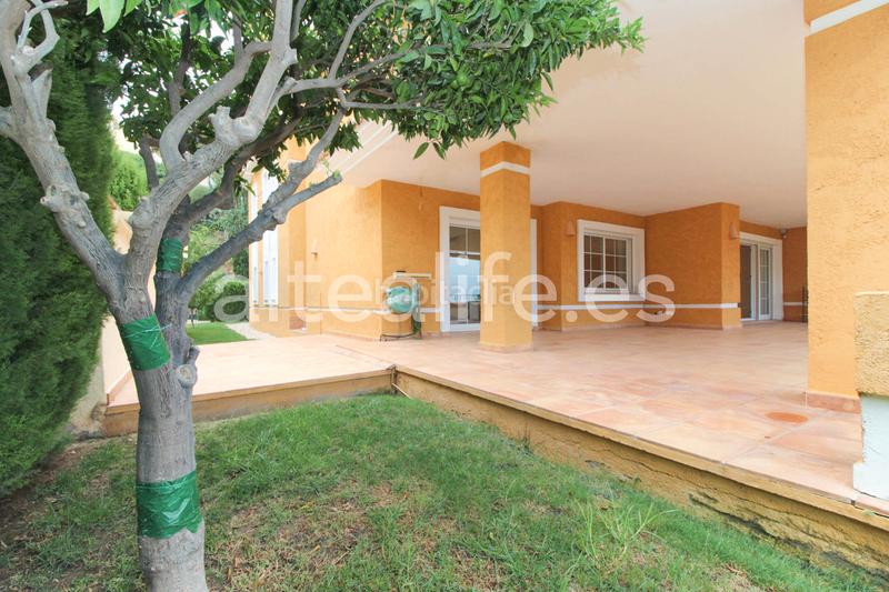 Foto 33c9443f-edf5-492c-a47c-e2fa0e10ffd1. Apartamento lujoso apartamento hills: espacio y vistas panorámicas en Altea