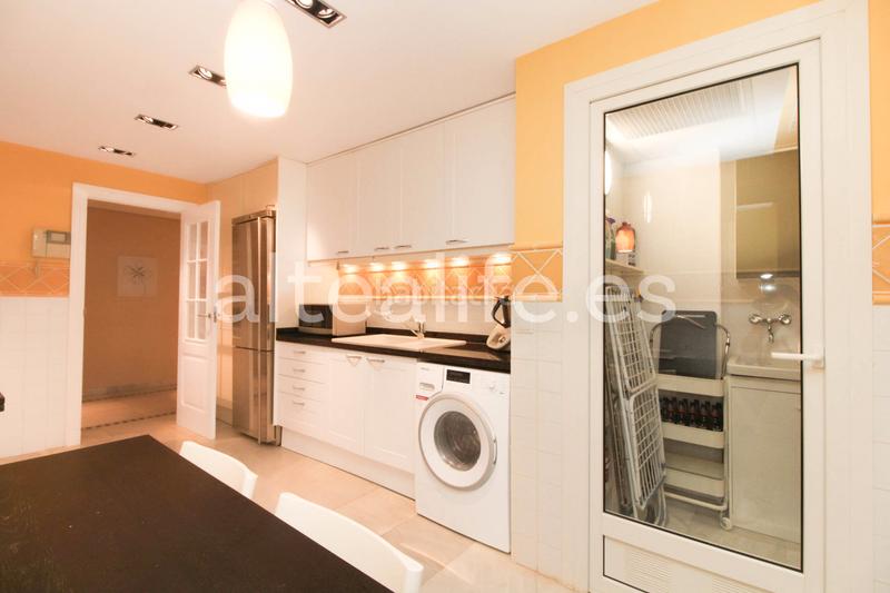 Foto 484d6478-1ad1-4a44-bc77-84da8cce4076. Apartamento lujoso apartamento hills: espacio y vistas panorámicas en Altea