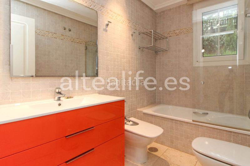 Foto 63622ee2-8b4d-46c2-bb43-0c56a8b2476f. Apartamento lujoso apartamento hills: espacio y vistas panorámicas en Altea