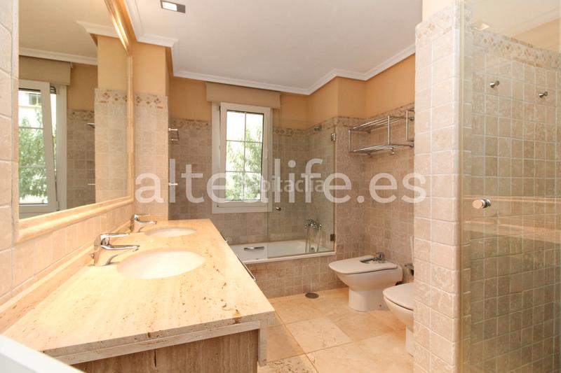 Foto 8cffbce0-f473-49ad-990c-1cb63506b5d7. Apartamento lujoso apartamento hills: espacio y vistas panorámicas en Altea