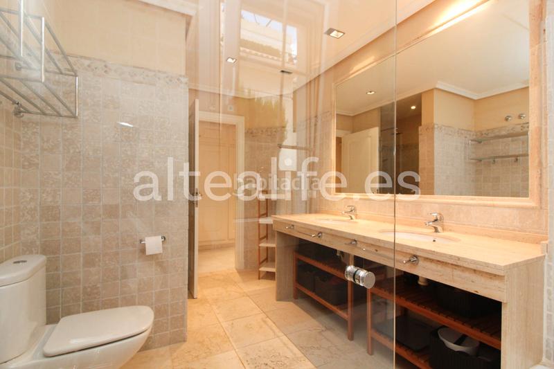 Foto 8d775f8e-f80e-4aab-a751-e98db58f666d. Apartamento lujoso apartamento hills: espacio y vistas panorámicas en Altea
