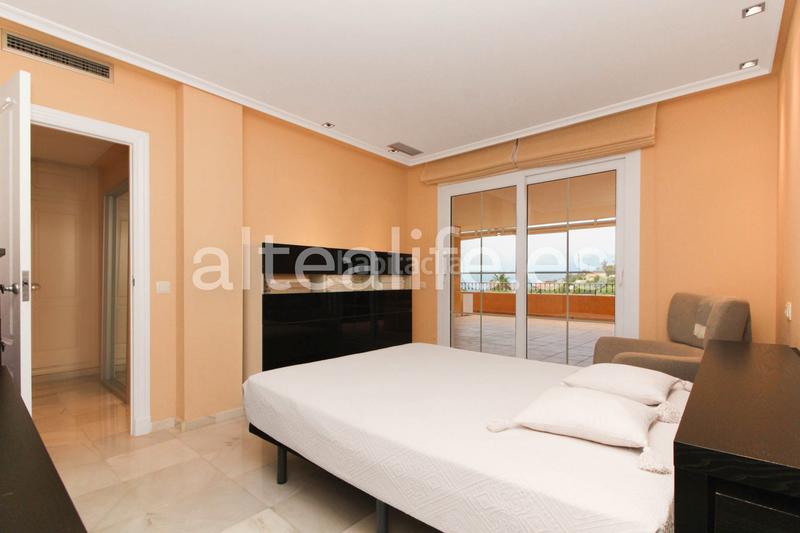 Foto e605253d-618e-49a9-84cd-810311e0d466. Apartamento lujoso apartamento hills: espacio y vistas panorámicas en Altea