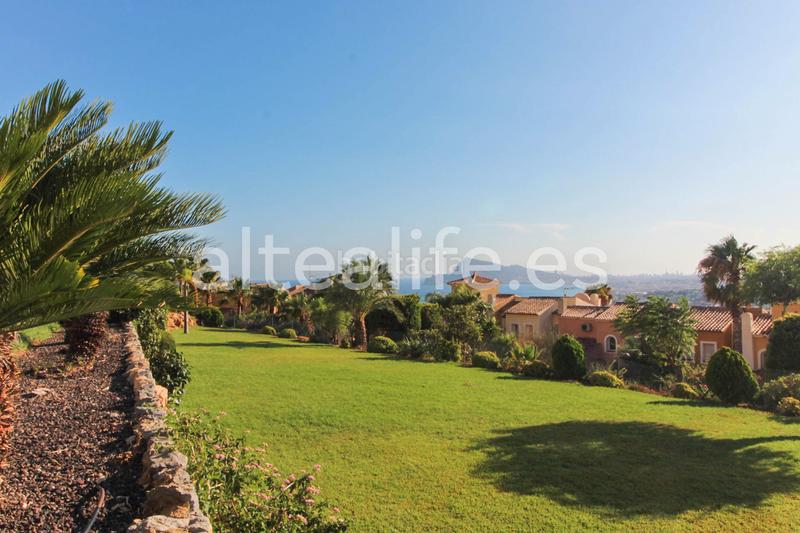 Foto f48cca34-4296-4576-b9bc-01a39715cfd6. Apartamento lujoso apartamento hills: espacio y vistas panorámicas en Altea