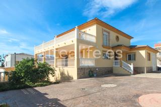 Xalet  Carrer lisboa. Villa de 550 m2 en la zona de bello horizonte
