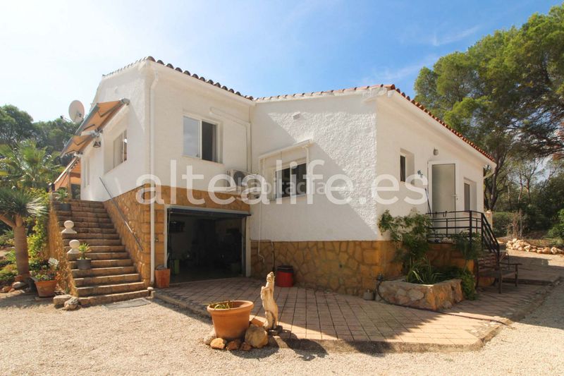 Foto 5ebc18f7-df51-4a72-8a47-a2b9c93f4b4c. Casa amb xemeneia aparcament piscina a Altea la vella Altea