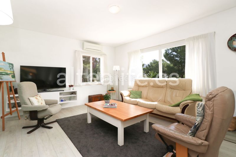 Foto 6dbb8be3-08b8-4ad9-a9cc-40f232b533b4. Casa amb xemeneia aparcament piscina a Altea la vella Altea