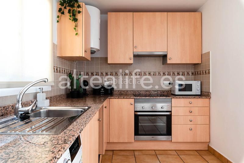 Foto 1b85b182-1cbd-42ae-bc76-fd37924ed6e8. Lloguer apartament amb aparcament piscina a El Tossal-Bello Horizonte Nucia (la)