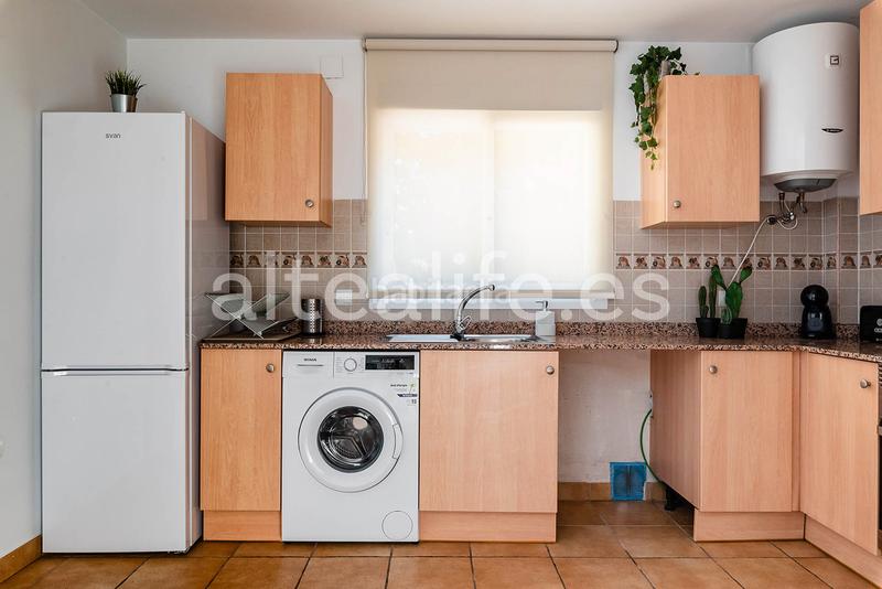 Foto 618f99bf-952e-4688-9be5-0f4c0c985156. Location appartement avec parking piscine dans El Tossal-Bello Horizonte Nucia (la)