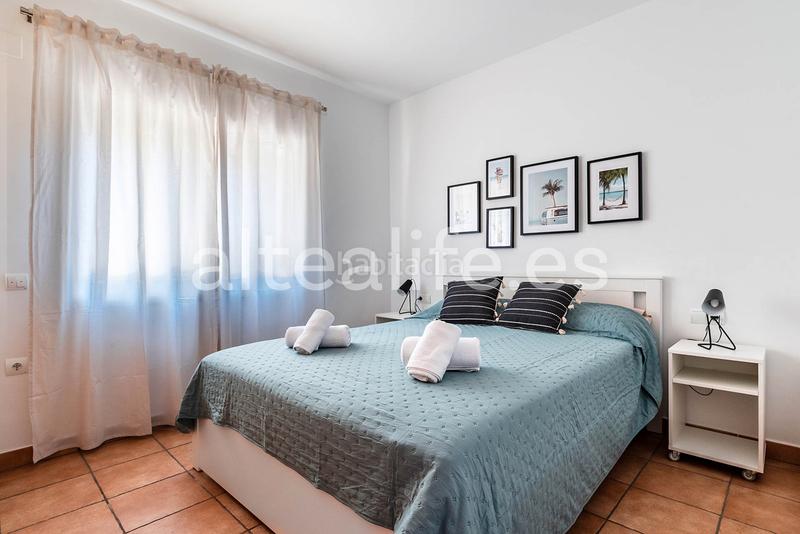 Foto e431df2b-f3ed-4941-b527-338762edac82. Location appartement avec parking piscine dans El Tossal-Bello Horizonte Nucia (la)