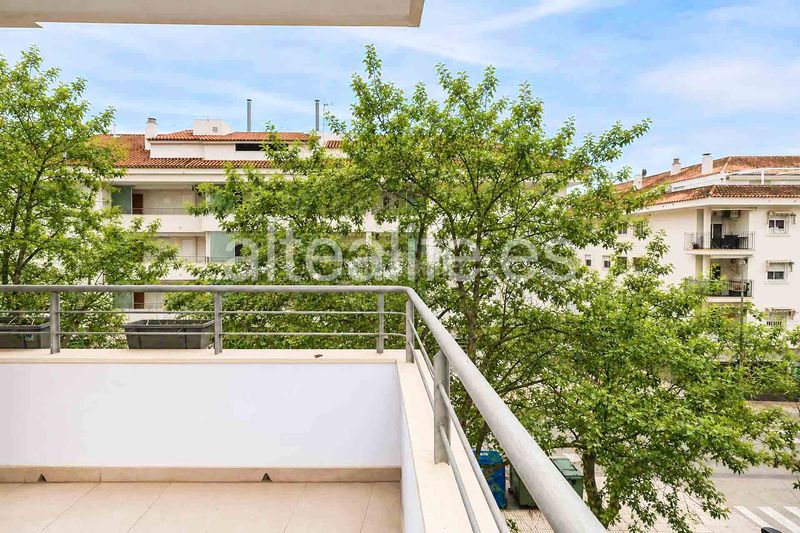 Foto 1286fd8b-c7ca-43fc-9ade-8a276c5e1fb6. Apartament amb xemeneia calefacció aparcament a Altea ciudad Altea