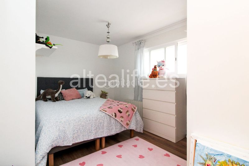 Foto 474423b9-aaf7-417a-8b43-6f7e14017abf. Apartament amb xemeneia calefacció aparcament a Altea ciudad Altea