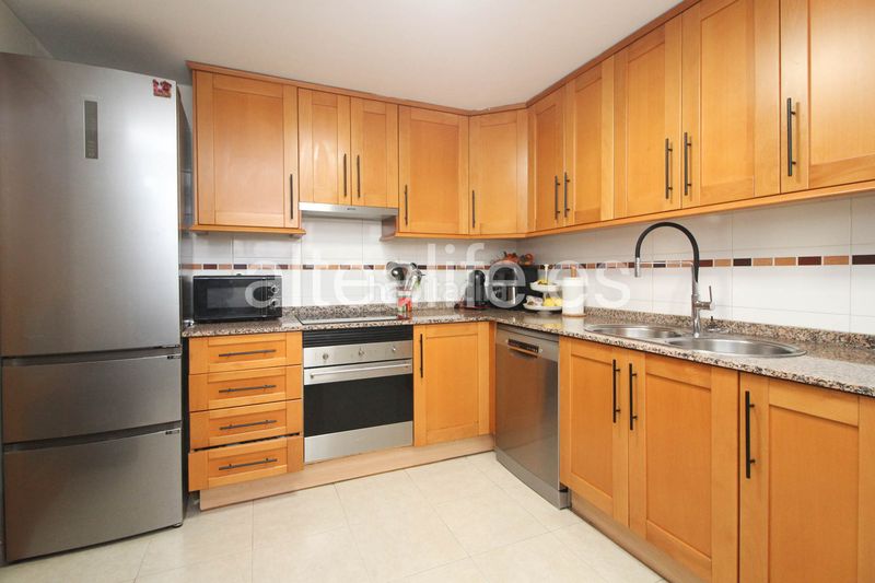 Foto 6230179a-053b-4fb8-8eca-36a2adfee224. Apartament amb xemeneia calefacció aparcament a Altea ciudad Altea