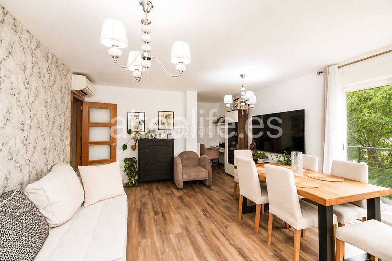 Foto b0e22774-124d-42e6-9871-8ded0a92cd5a. Apartament amb xemeneia calefacció aparcament a Altea ciudad Altea