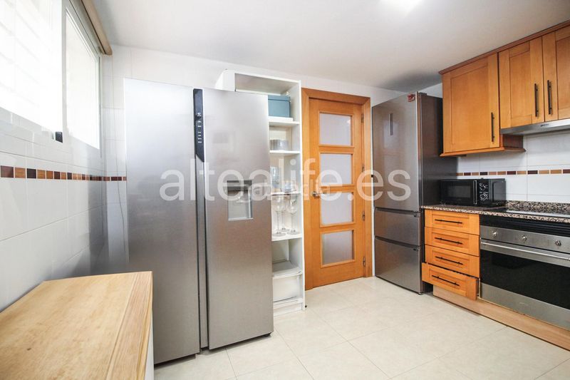 Foto bc3cc37f-a1f4-41af-93c2-89a4655d19b8. Apartament amb xemeneia calefacció aparcament a Altea ciudad Altea