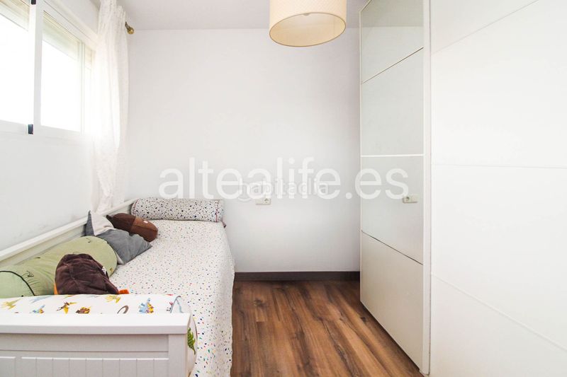 Foto c81b48d3-a91b-4e83-b46b-f962d5062240. Apartament amb xemeneia calefacció aparcament a Altea ciudad Altea