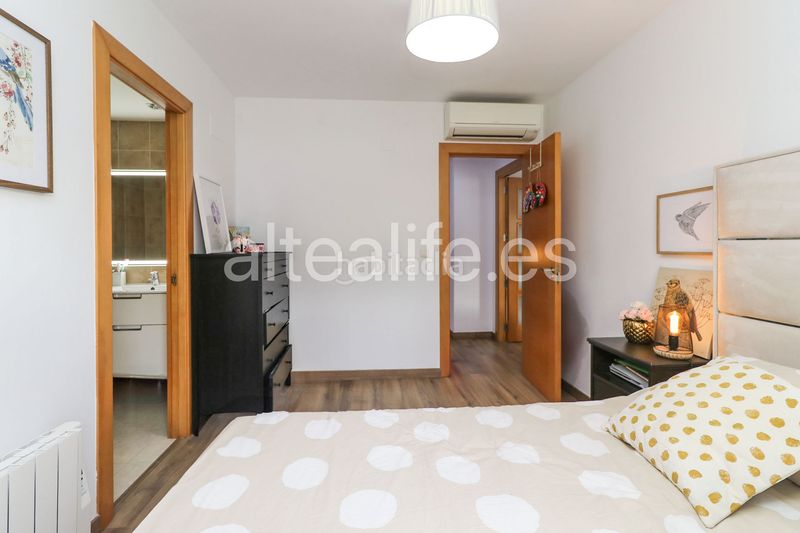 Foto cdcd0f9b-957e-4dd3-8c9a-60bd7c933274. Apartament amb xemeneia calefacció aparcament a Altea ciudad Altea
