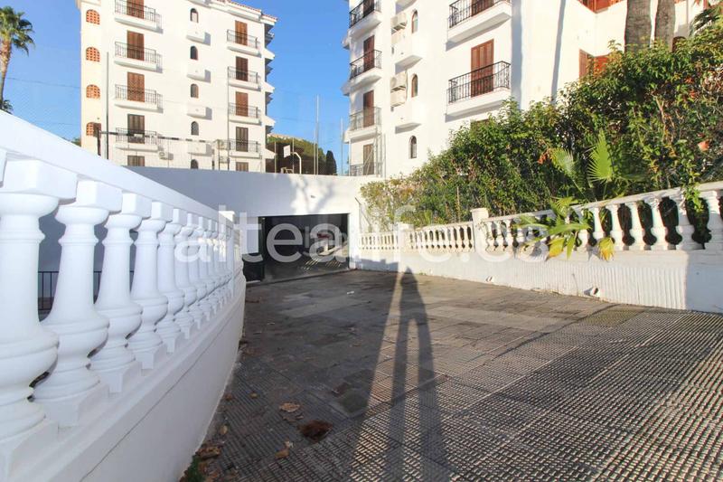 Foto 23834513-d405-452e-912b-b12e774a84b3. Aparcament cotxe a L´Albir Alfàs del Pi (l´)