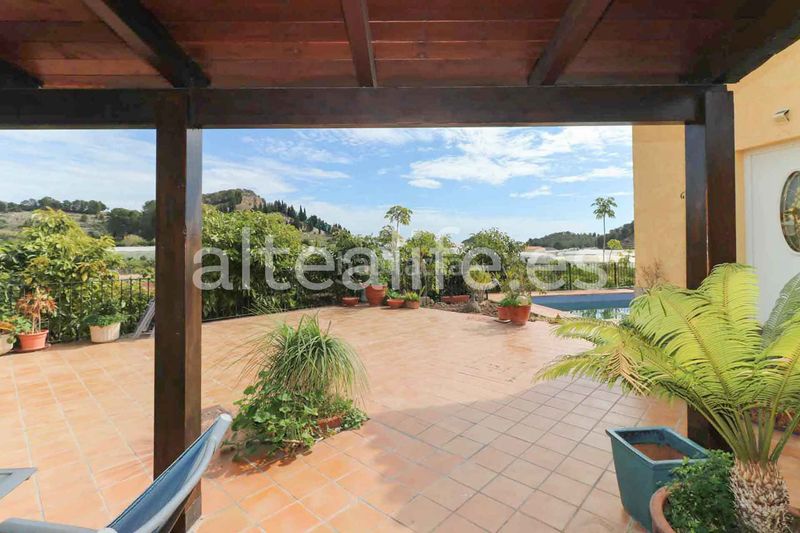 Foto 1c22970a-d3c9-4def-92aa-6ff8082034a5. Country house with fireplace parking pool in Altea la vella Altea