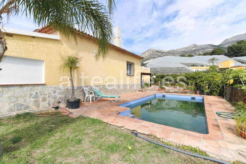 Foto 32a12fb0-eb06-4ebc-8181-2cdd79d4ce41. Country house with fireplace parking pool in Altea la vella Altea