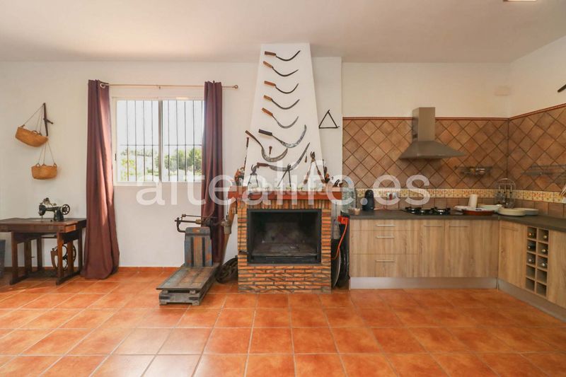 Foto 780828aa-4233-42ee-bcfa-96ffae9a0b77. Country house with fireplace parking pool in Altea la vella Altea