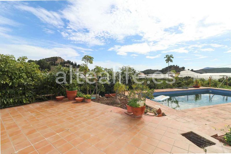 Foto bc39be29-54d9-45cb-9da2-c0541b916ebf. Country house with fireplace parking pool in Altea la vella Altea
